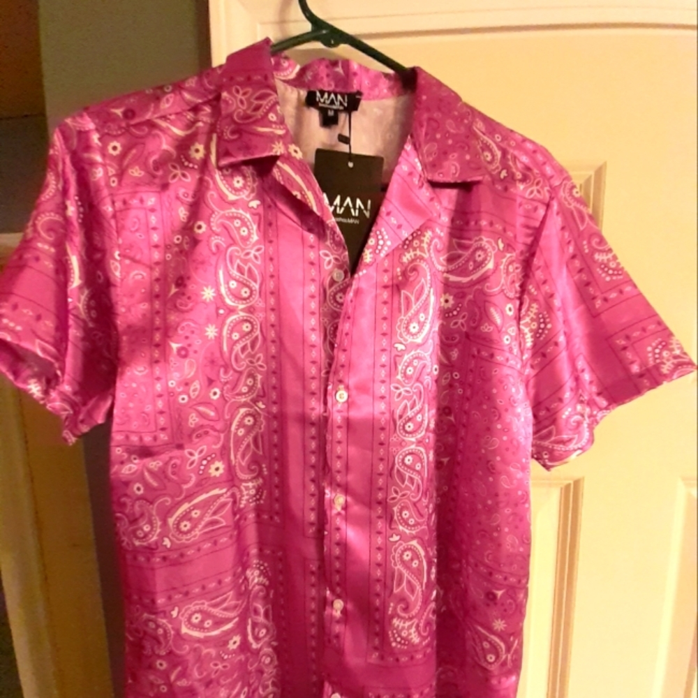 Pink Short Sleeve Button Down Bandana Shirt!